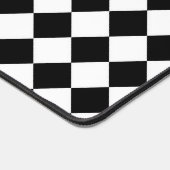 白黒チェッカーボード市松模様にフラグデザイン デスクマット (コーナー)