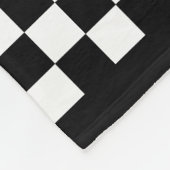 白黒チェックはっきりしたデザイン フリースブランケット (角)