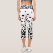 白黒デイジーハイウェストカプリレギンス カプリレギンス (裏面)