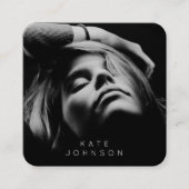 白黒トレンディースタイリッシュフルフォトQRコード スクエア名刺 (正面)