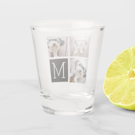 白黒トレンディーフォトコラージュとモノグラム ショットグラス (裏面)