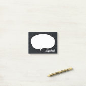 白黒トークバブルの名パーソナライズされた前 ポストイット (デスク上)