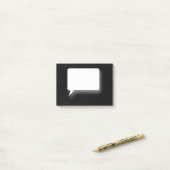 白黒トークバブルの名パーソナライズされた前 ポストイット (デスク上)