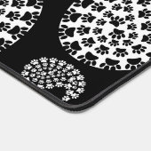 白黒ドッグポーペイズリープリント デスクマット (コーナー)