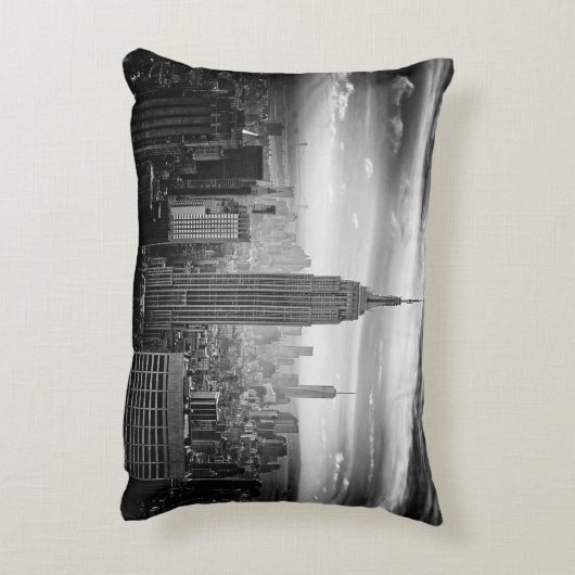 白黒ニューヨークシティのスカイライン アクセントクッション (裏面(縦))