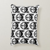 白黒ハスキーポートレートリノカットパターン アクセントクッション (裏面(縦))