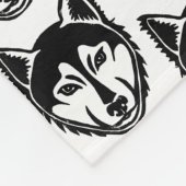 白黒ハスキーポートレートリノカットパターン フリースブランケット (角)