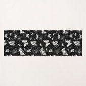 白黒バタフライイラストレーションパターンデザイン ヨガマット (正面(横))