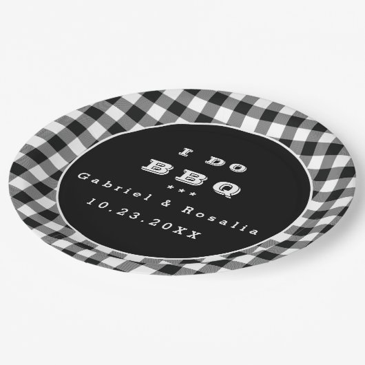白黒バッファローチェックI do BBQ婚約 ペーパープレート (アングル)