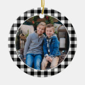 白黒バッファロープレイドカスタムホリデー写真 セラミックオーナメント (正面)