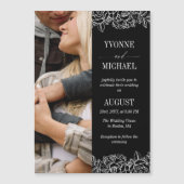 白黒バラの概要結婚写真 マグネット招待状 (正面)