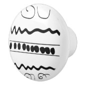 白黒パターン（の模様が）あるな円形の引出しの引き セラミックノブ (右)