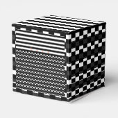 白黒パター数々のン フェイバーボックス (裏面サイド)