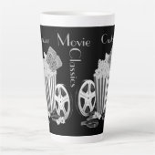 白黒パーソナライズされたムービークラシック カフェラテマグ (正面)