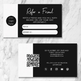 白黒ビジネスが友人の紹介カードを参照する 名刺