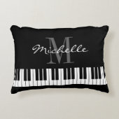白黒ピアノ鍵モノグラムアクセント枕 アクセントクッション (正面)