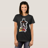 白黒ピットブル犬の魔女 Tシャツ (正面フル)