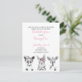 白黒ピンクスクリプトウッドランド誕生日パーティー インビテーションポストカード (スタンド正面)