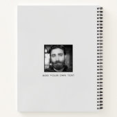 白黒フィルター処理された四角形のフォトコラージュ ノートブック (裏面)