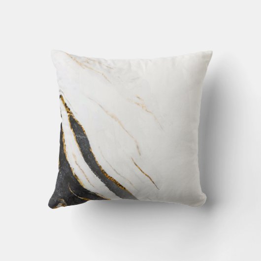 白黒フェイクゴールドフォイル大理石パターン(の模様が)ある クッション (裏面)
