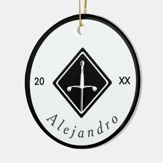 白黒フェンシング剣ロゴ名前をカスタムする年 セラミックオーナメント (左)