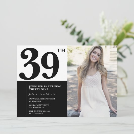 白黒フォト39番目の誕生日招待状 招待状 (スタンド正面)