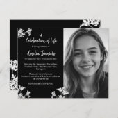 白黒フラワーフォトお祝いのライフカード 招待状 (正面/裏面)