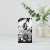 白黒フラワー写真花屋 名刺 (スタンド正面)