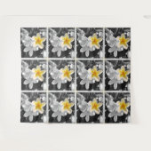 白黒フランジパニスワンイエローフランジパニ タペストリー (正面(横))