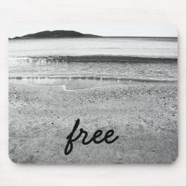 白黒フリーサンドビーチ マウスパッド