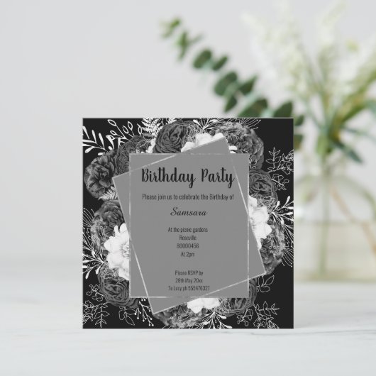 白黒フローラ枠誕生日正方形 招待状 (スタンド正面)