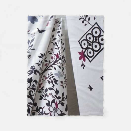 白黒フローラ毛布 フリースブランケット (正面)