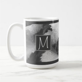白黒ブドウの写真葉イニシャルグレー コーヒーマグカップ