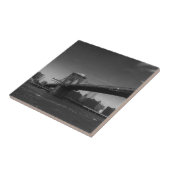 白黒ブルックリンブリッジニューヨークシティトラベル タイル (側面)