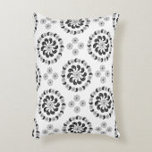 白黒ペイズリーパターン装飾用クッション アクセントクッション (正面(垂直))
