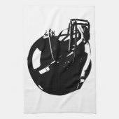 白黒ポップ・アートのアートサッカーヘルメット キッチンタオル (縦)