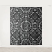 白黒マンダラジオメトリックデザイン タペストリー (正面)
