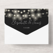 白黒ミニマリストのストリングラ結婚イト オールインワン招待状 (裏面)