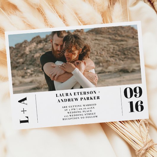 白黒ミニマルイニシャル1枚結婚写真 招待状