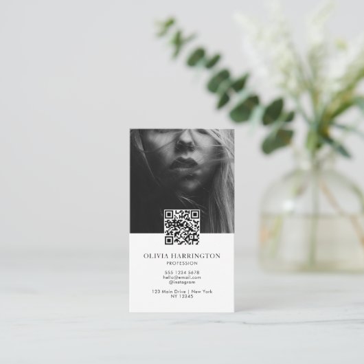 白黒ミニマル写真QRコードロゴ 名刺 (スタンド正面)