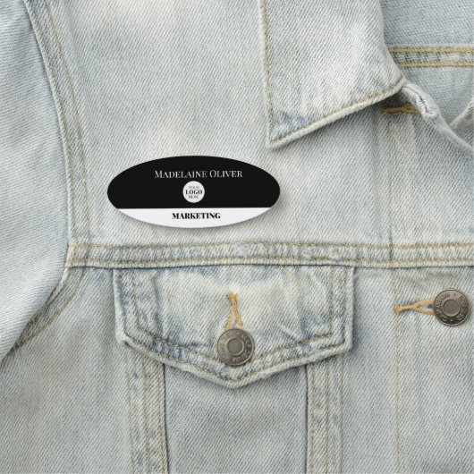 白黒モダンのビジネスシンプルロゴ採用 名札 (インサイチュ)