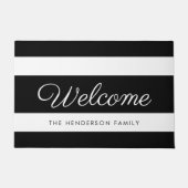 白黒モダンの歓迎ストライプ者 ドアマット (正面)