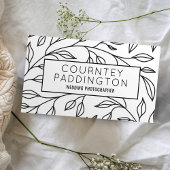 白黒モダンフローラ美しいサロンQRコード 名刺