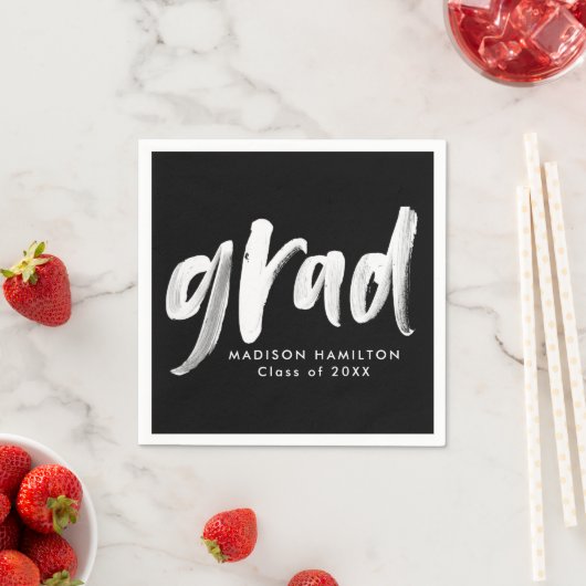 白黒モダンブラシスクリプトの卒業 スタンダードカクテルナプキン (インサイチュ)