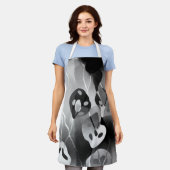 白黒モダン抽象芸術 エプロン (着用した状態)