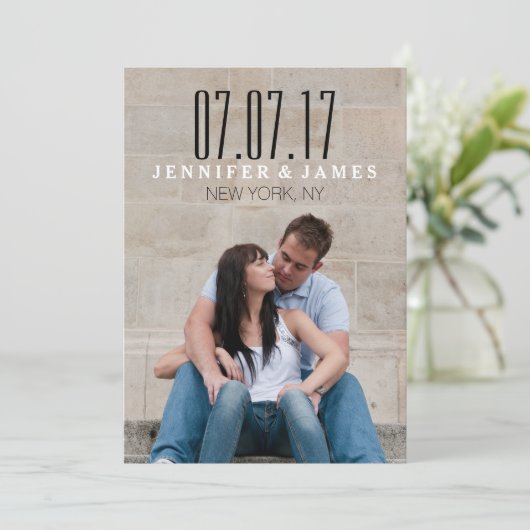 白黒モダン日付カードを保存 セーブザデート (スタンド正面)