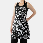 白黒モダン離れ吹フローラ エプロン (インサイチュ)