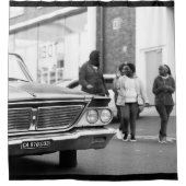 白黒モノクロオールドカーピープルシティ シャワーカーテン (正面)