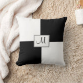 白黒モノグラムの装飾用クッション クッション (ブランケット)