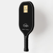 白黒モノグラムイニシャル名ビジネスロゴ ピックルボールラケット (左)